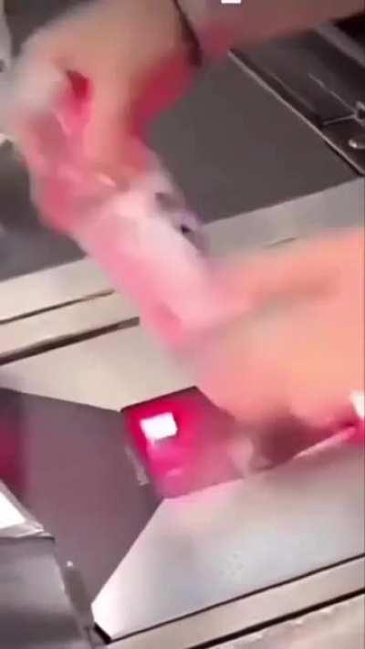 Us at Aldi check-outs be like, slow tf down pls bruh 🥲