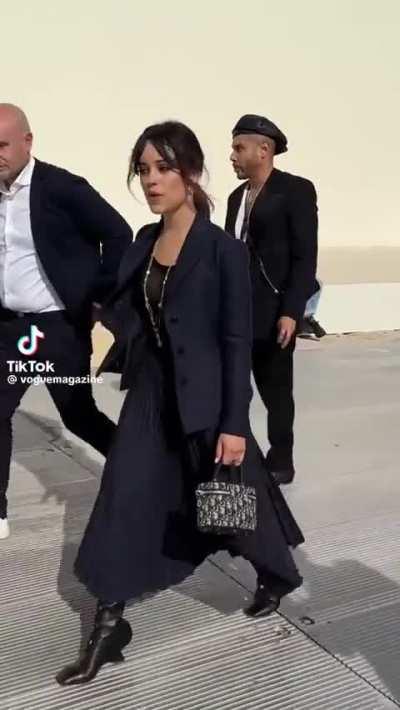 Her walk 😍