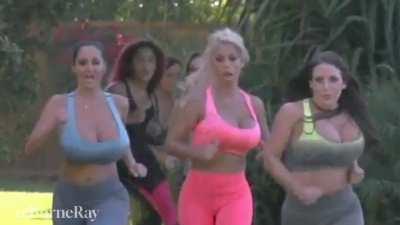 My brain would break seeing this in real life 