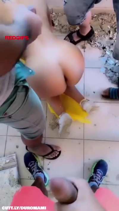 Letting strangers use het