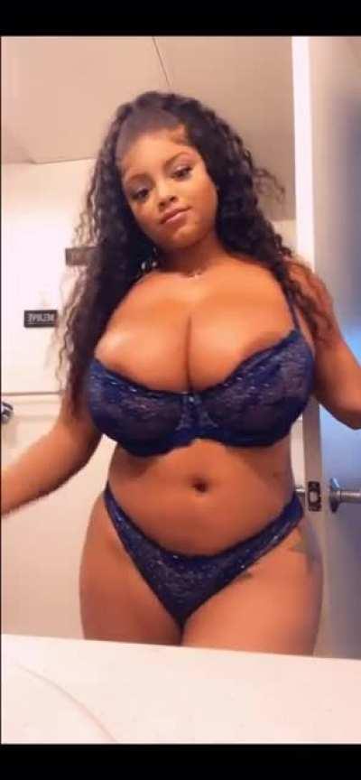 Lavish Styles Nip Slip