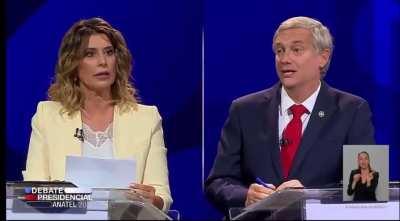 Hermoso momento del debate ANATEL