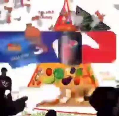 2015 i görür görmez tüylerim diken diken oldu (şakasız) ah MLG üzümlü kekim :(