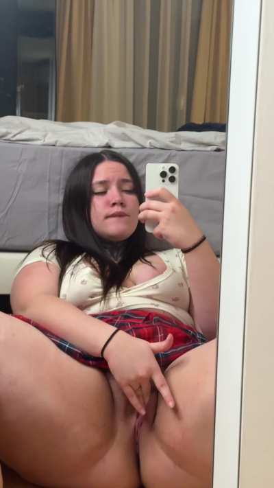 How long do you usually eat pussy? Be honest