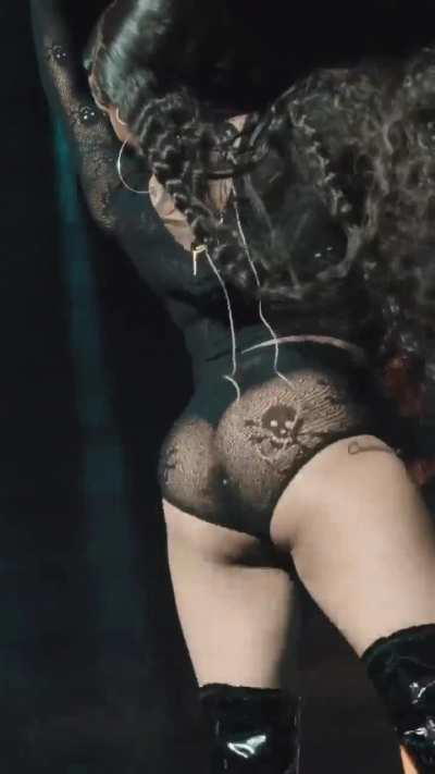 GloRilla (@glorilla)