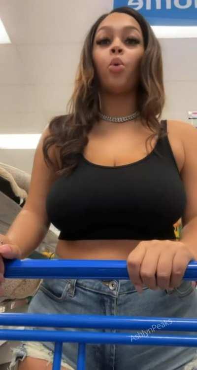 Anyone looking to get some melons? [OC]