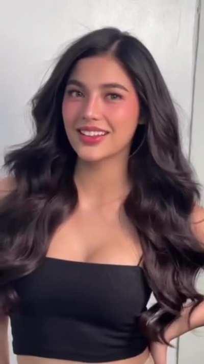 Jane De Leon
