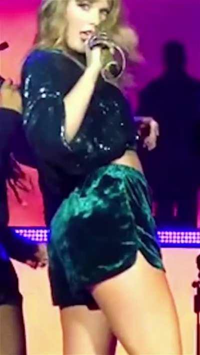 Taylor Swift Working Those Stilts