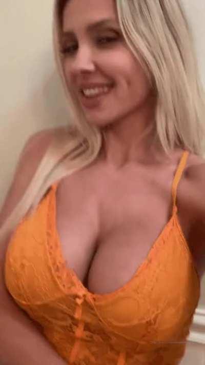 DAMN🤤🍑🍈⚡👇🏻