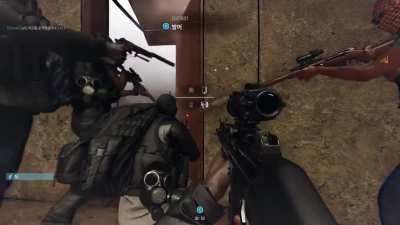 No one can get the door