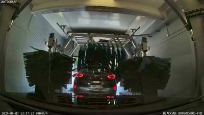 [BlackVue DR-970X] Don't brake on a carwash conveyor