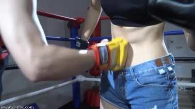 SIX PACK GIRL BELLY PUNCH 👊