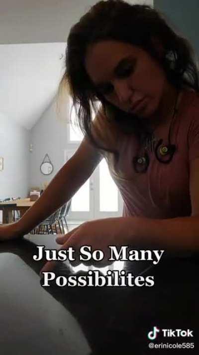 She definitely only dates FFDP fans.