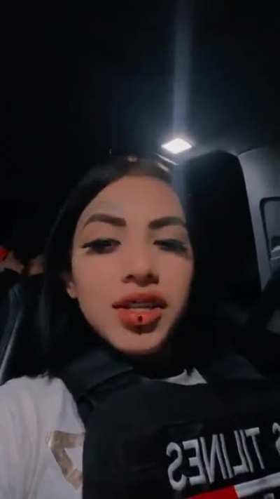 I hear yall simping over this chick 