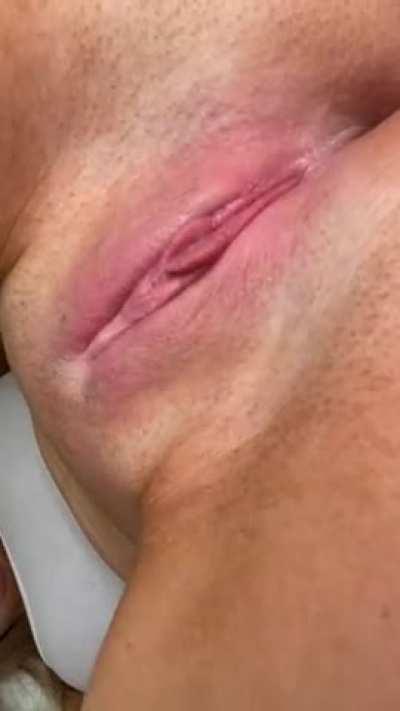 If you&rsquo;re working today, enjoy some pussy!