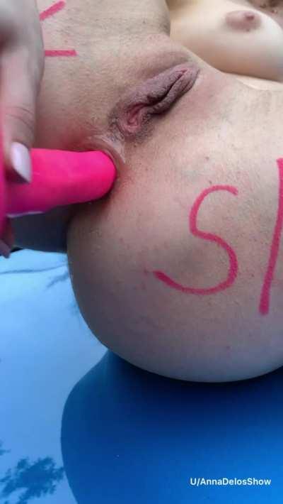 I am just a horny slut and i want to be fucked in the ass🤭