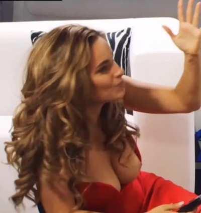 Kristen Stephensonpino falling out