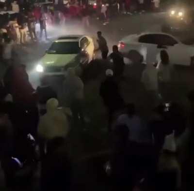 Incluso un carro volvió al futuro