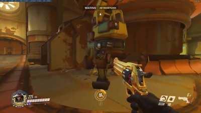 TIL You Can Climb The Middle Platform In Junkertown Without Using The Stairs