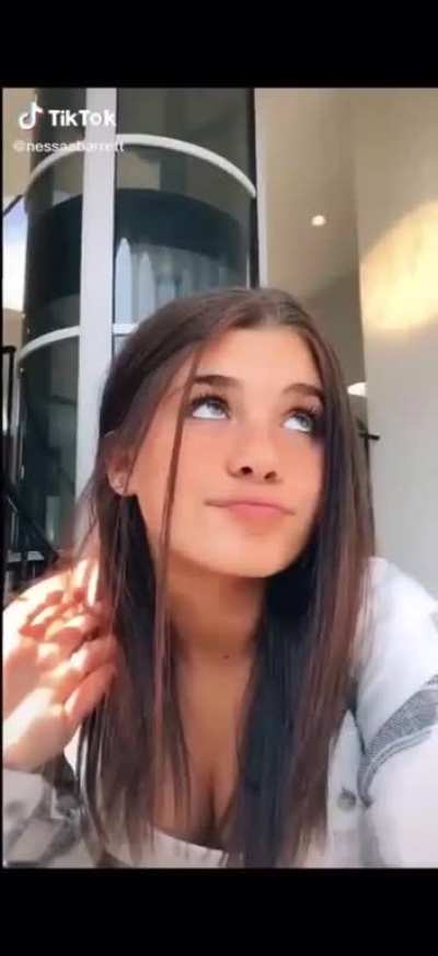 my first edit? 👍🏻 👎🏻?