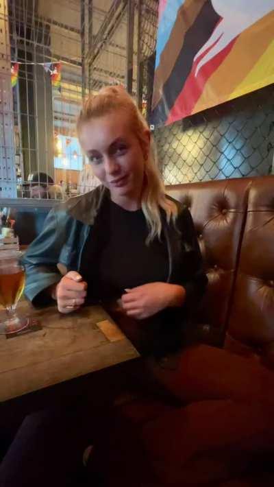 Having a very cheeky beer ðº [GIF]