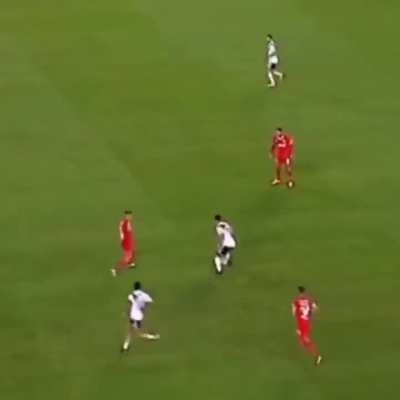 Nuevo reglamento: se puede jugar desnudo 