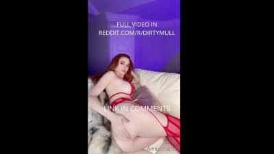 AMOURANTH BIG B00BS VID B3L-0W