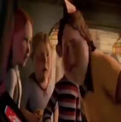 NE YAPTIN LAN 😡😠😡