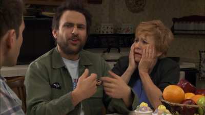 I never expected to cry watching always sunny but these jabronis did it, we all miss you Bonnie
