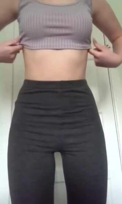 First time ever stripping on Reddit, I hope you like it!