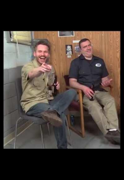 Sexy anime girl gets double penetrated 😳😳