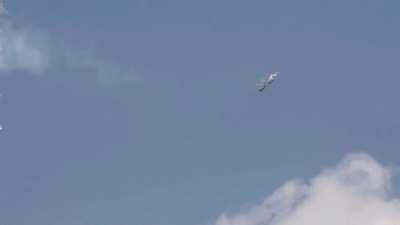 A Malaysian Su-30MKM rains flares [GIF]