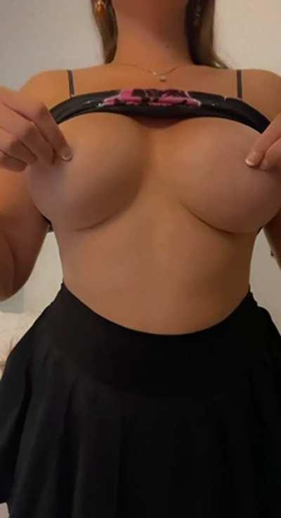 I love having a curvy body 😊