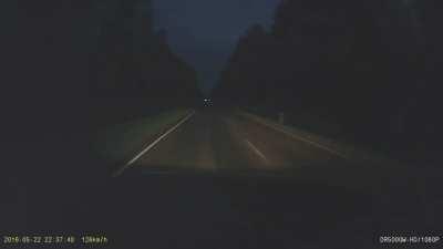 Driver speeding over 130 kilometers doesn't see the object on the road and crashes