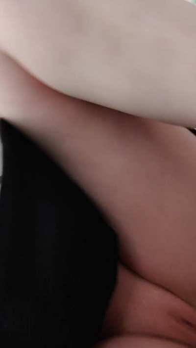 Just shopping 🤗 [F] [u/Imaginary_Formal_412]