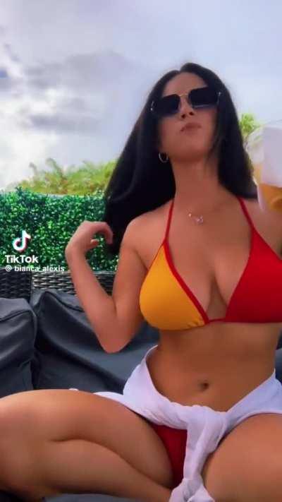 @bianca_alexis