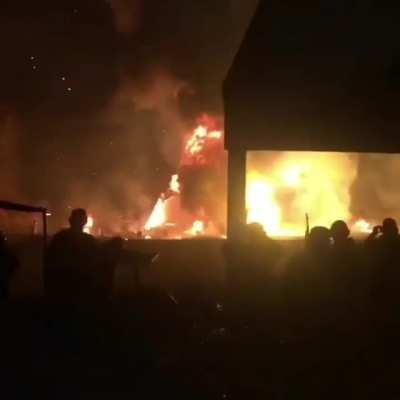 Nadie: los flaites de la pobla anoche: