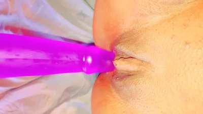Dildo Squirt Video