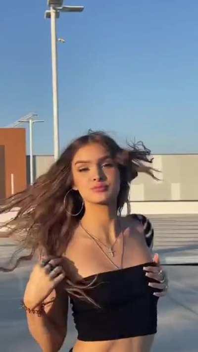 I think this is a little different than the previous vid in this outfit.