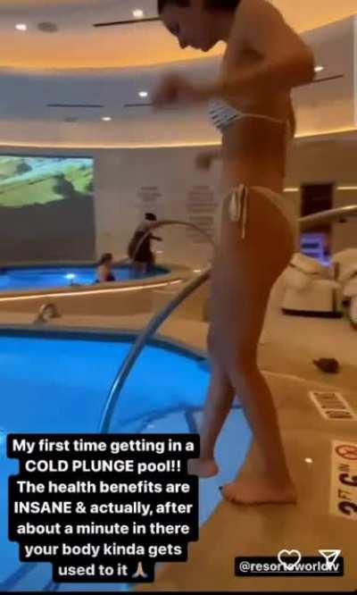 Instagram story 10/20