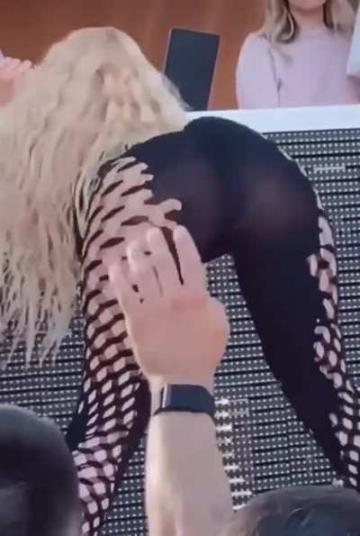 Iggy azalea