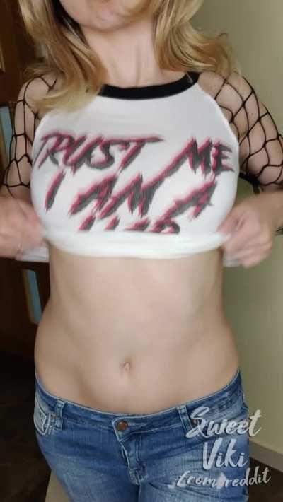 Don't read what is written on shirt, just watch to the end 😋