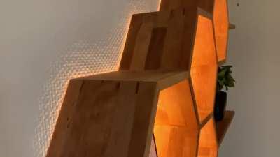 Honeycomb shelf with a twist