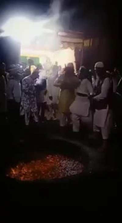 That’s how you should never cross a fire pit