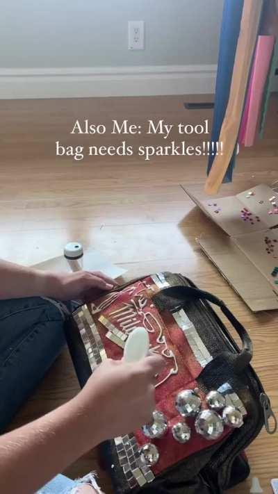 My sister thinks she's SOOO funny