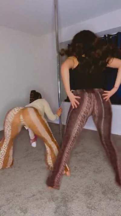 flare pants tag team 🤤 which do u prefer?