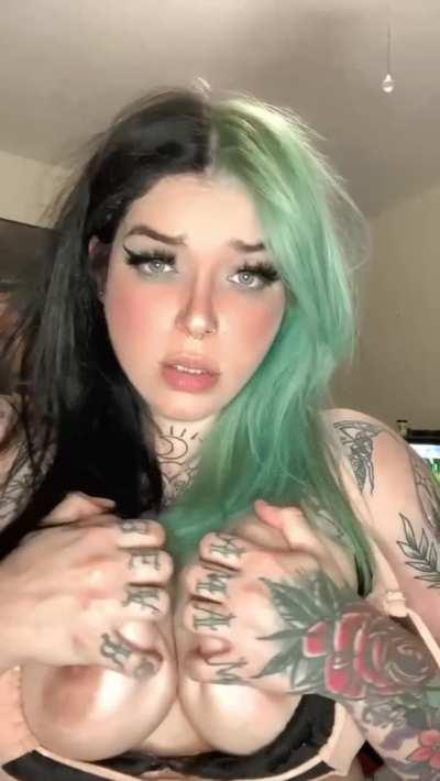 I heard you guys like big milf titties?