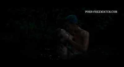 Jasmin Savoy Brown and Liv Hewson Nude Tits 