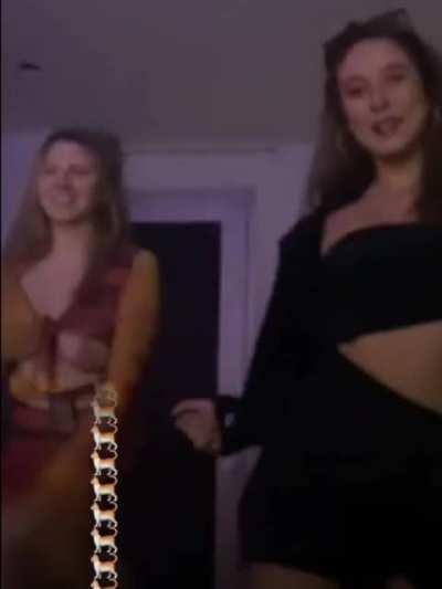 She had bad Wi-Fi but it was 2 slips