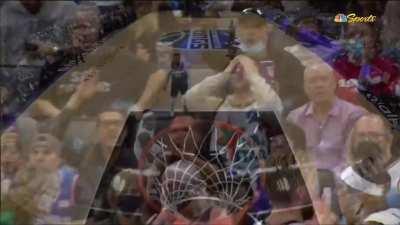 [Highlight] Buddy Hield's three point attempt creates a tear in the simulation